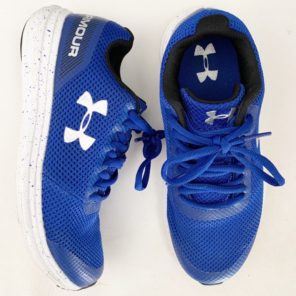 Kids UNDER ARMOUR Surge RN running sneaker